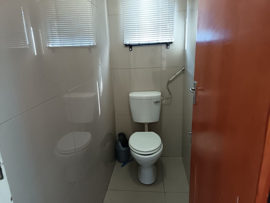 5 Bedroom Property for Sale in New Park Northern Cape